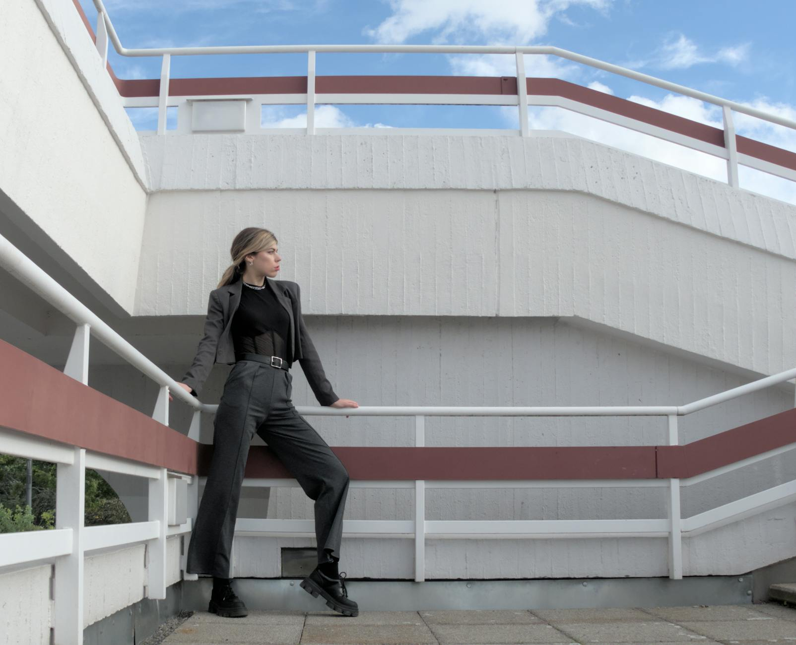 minimalist Swiss fashion outfit