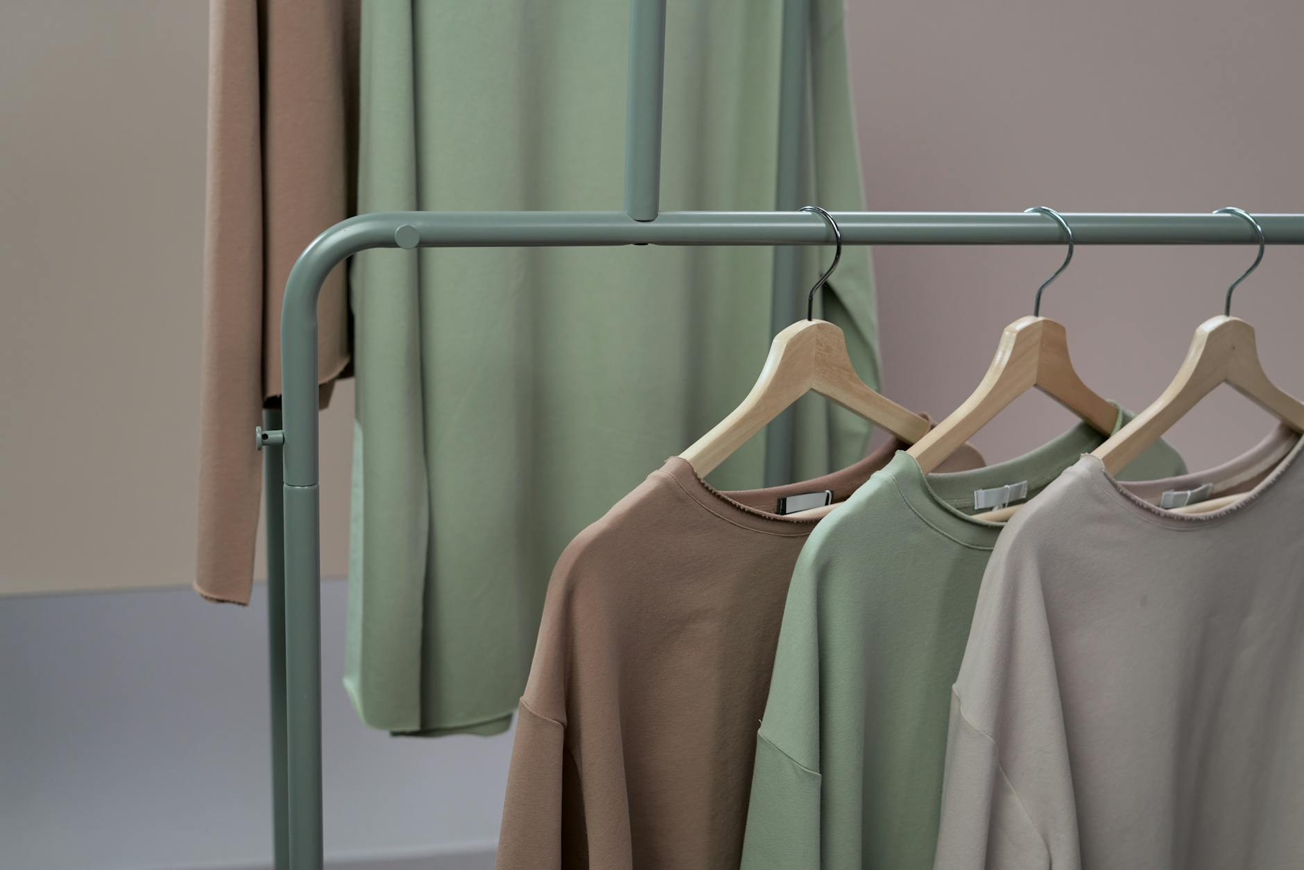 neutral outfit basics
