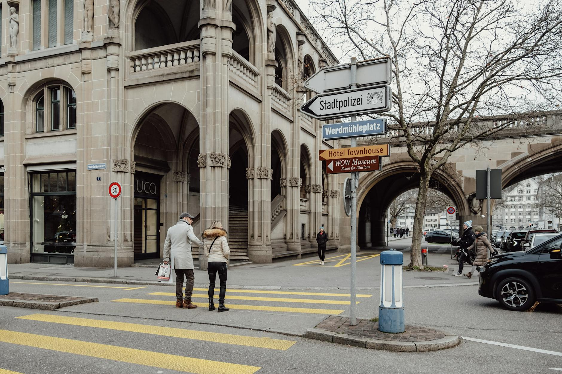Zurich street style minimalism