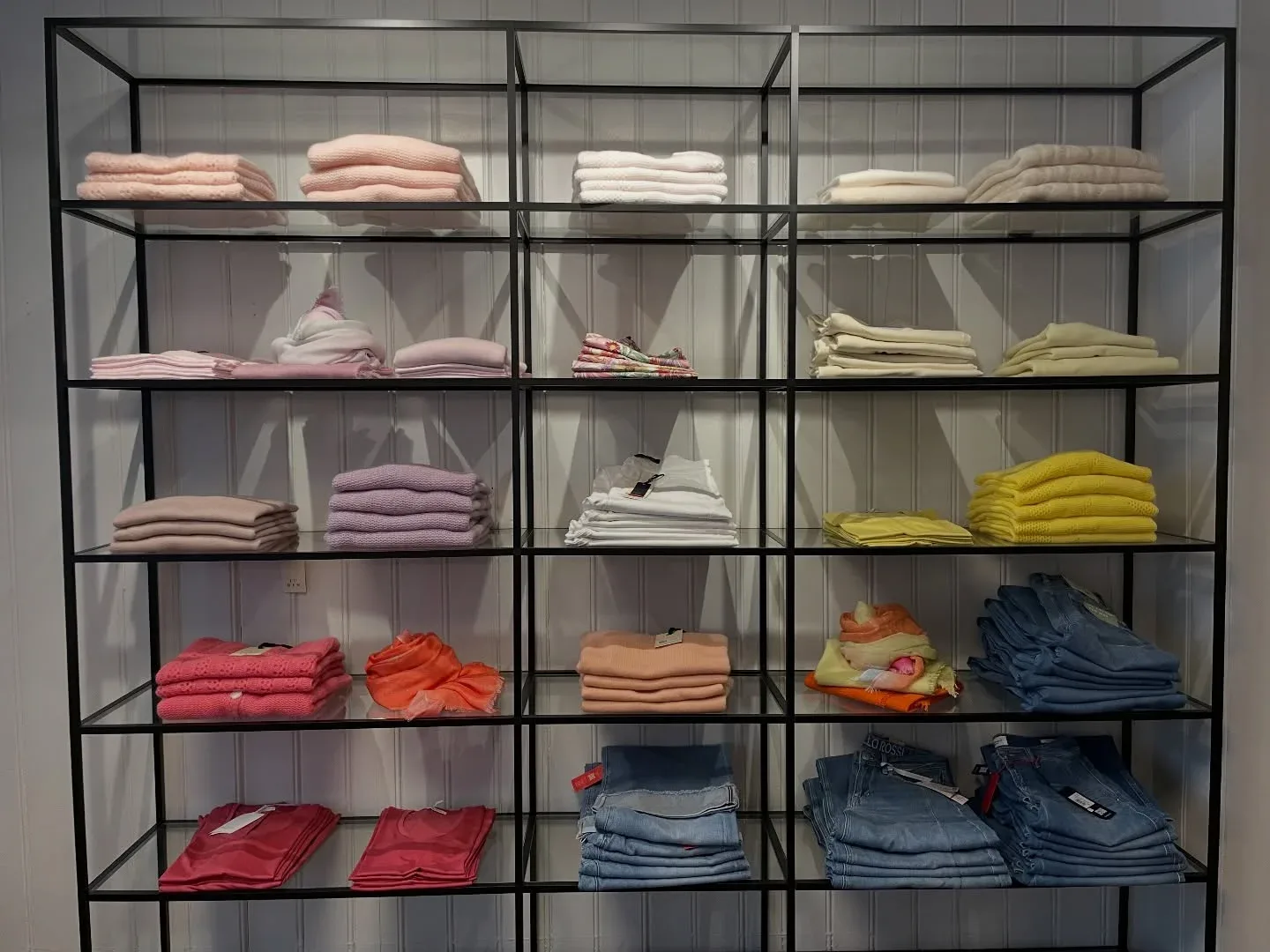 Boutique M: Wo Mode zur persönlichen Begegnung wird