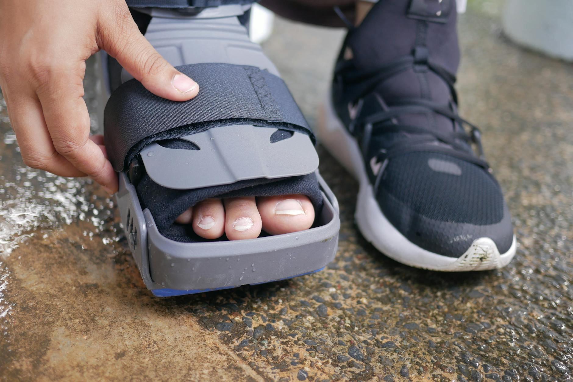 orthopedic shoe store