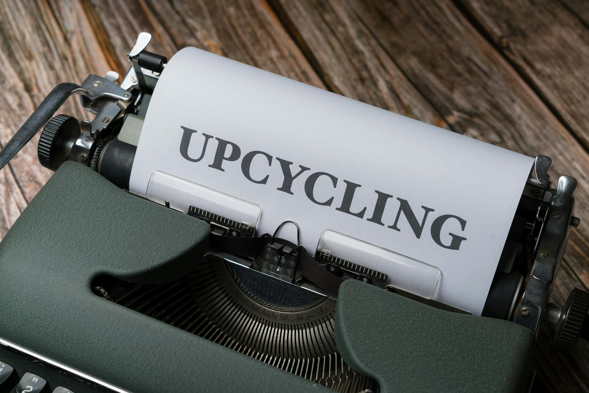 Upcycling Beauty: Schweizer Marken verwandeln Abfall in Luxuspflege
