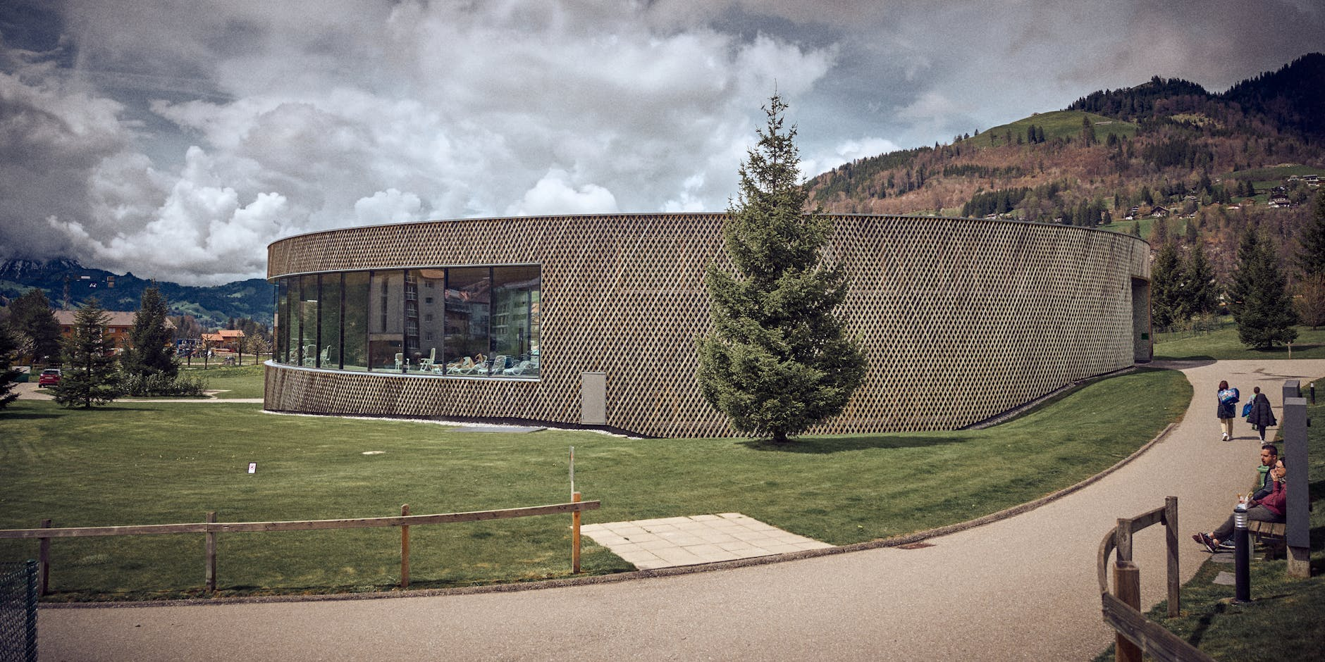 elegant sustainable design Switzerland