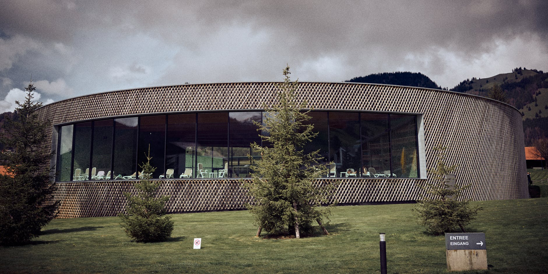 elegant sustainable design Switzerland
